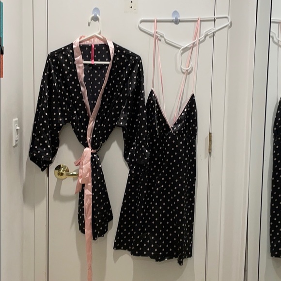 Seven ‘til Midnight black with pink polka dots set - Picture 2 of 6
